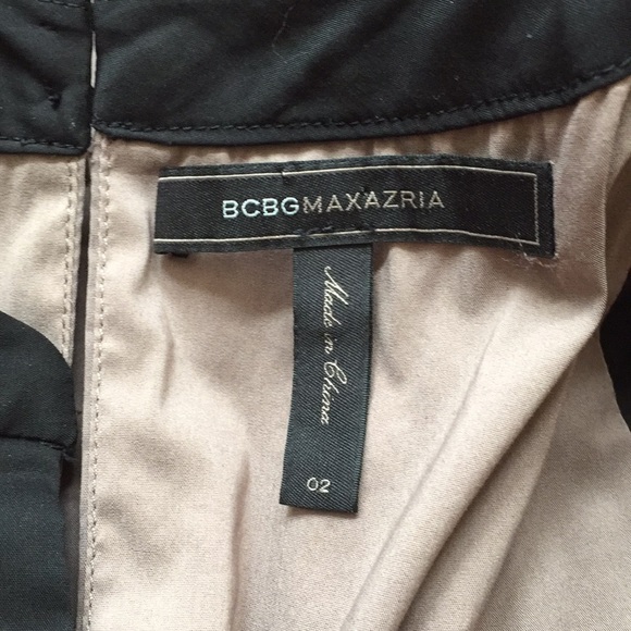 BCBGMaxAzria Grey and Black Dress. Size 2. - Picture 6 of 8